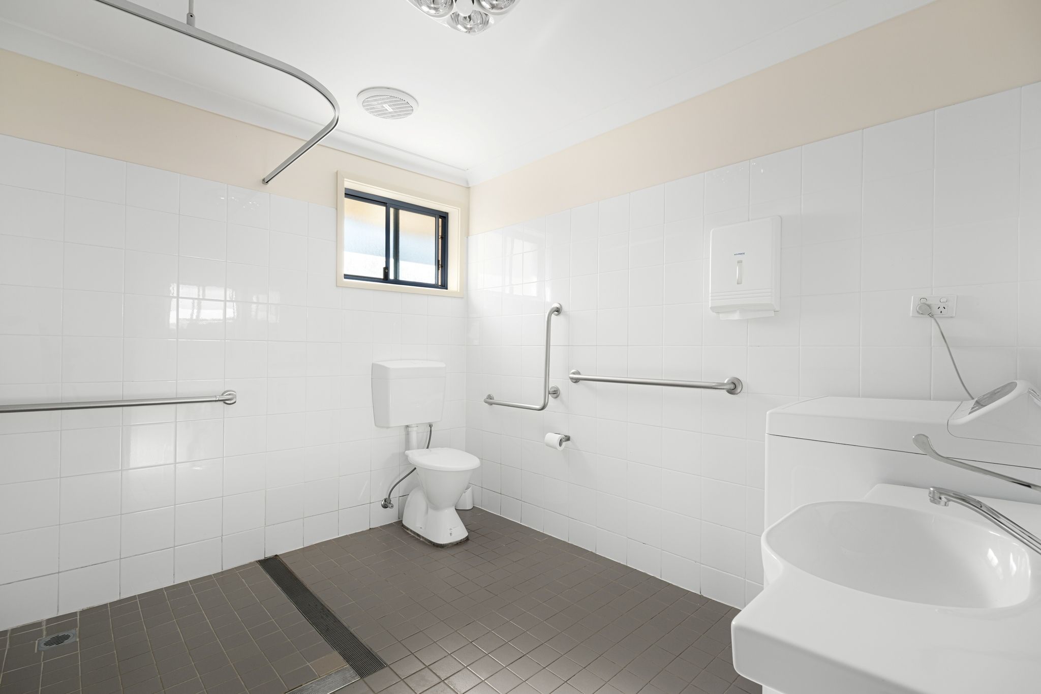 13Dumaresq web-low-1 (1)