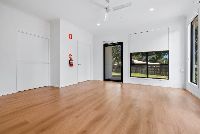 013 Open2view_ID992547-36_Bowen_Road