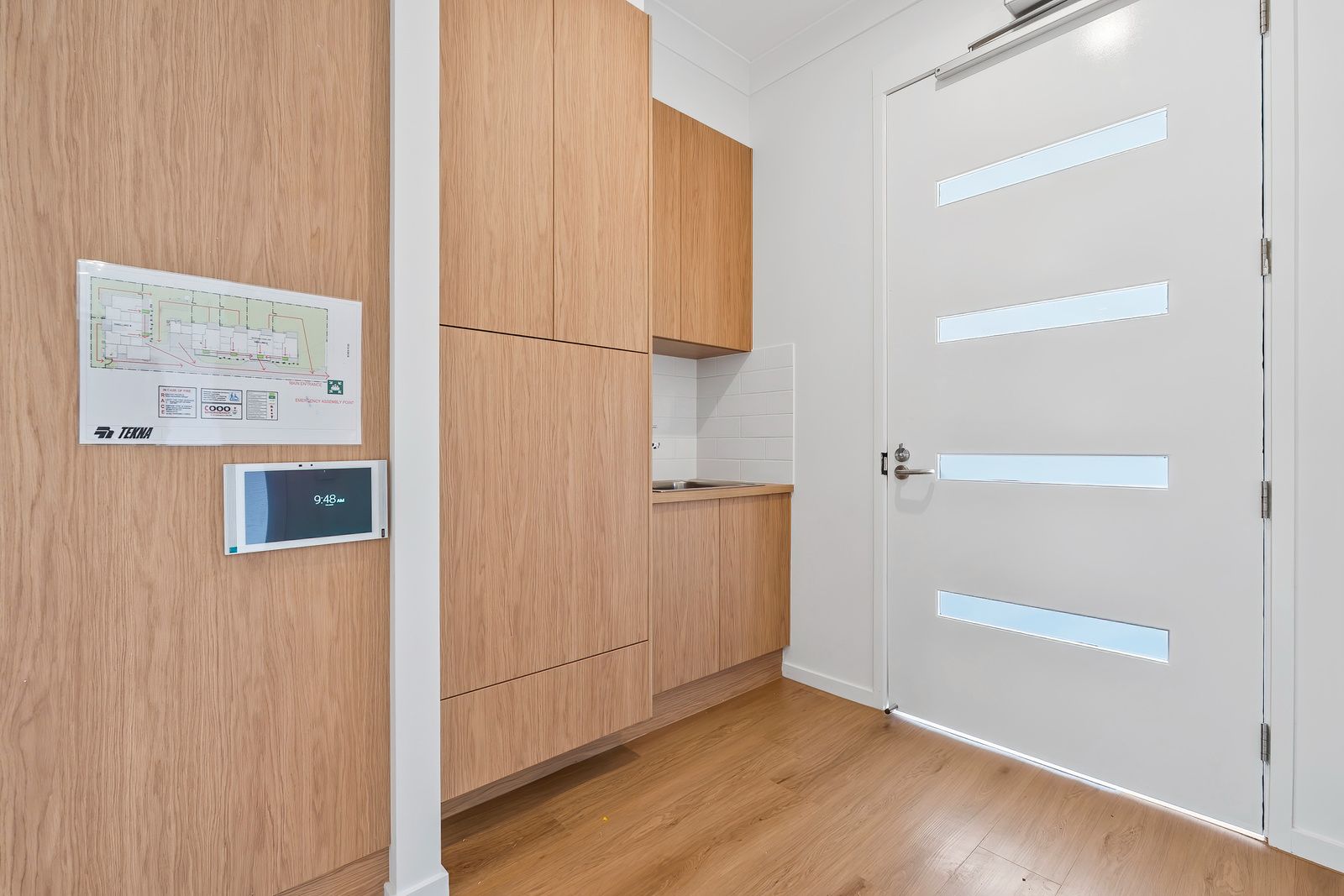 017 Open2view_ID992547-36_Bowen_Road