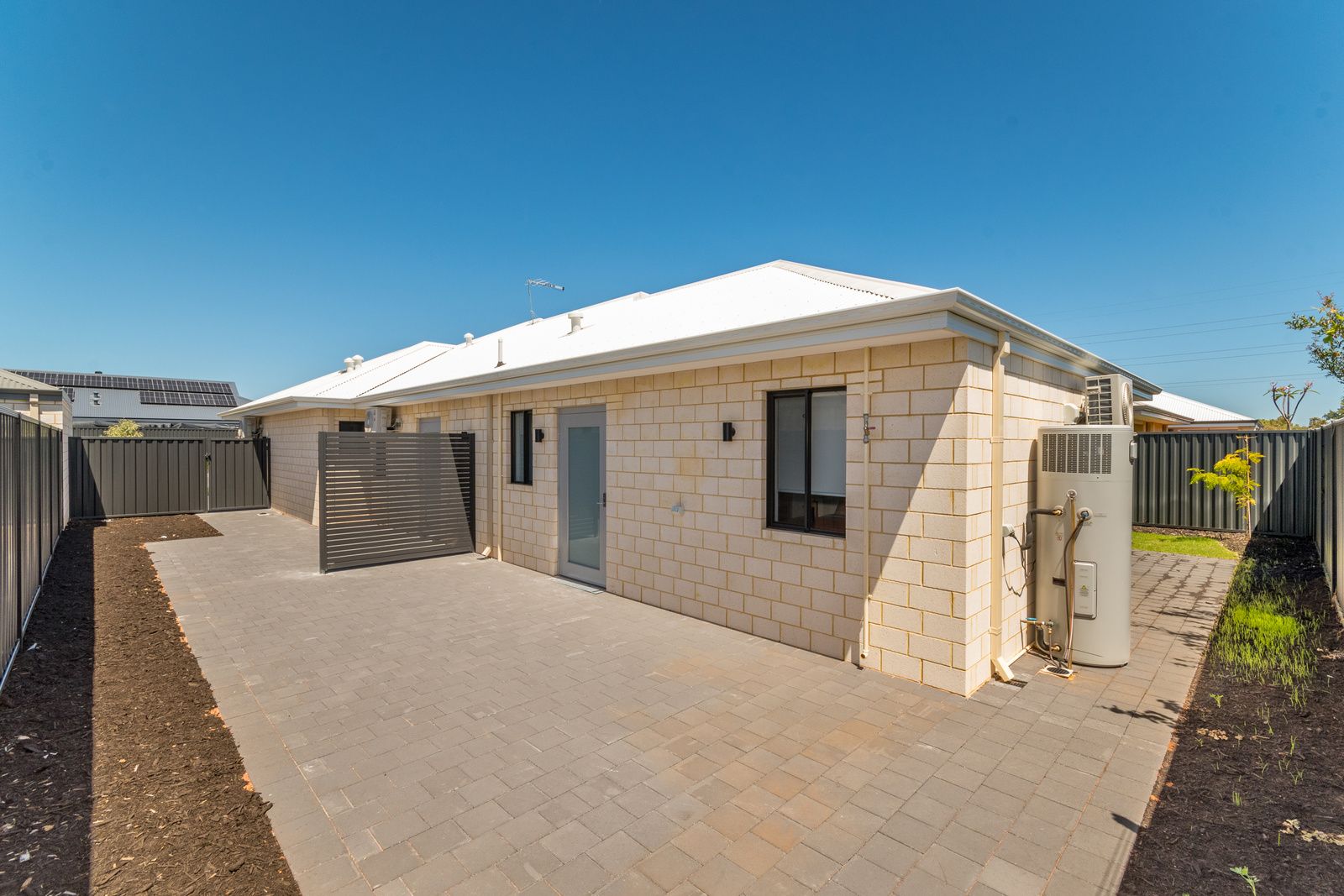 023 Open2view_ID999327-32_Coomberdale_Road__Midvale