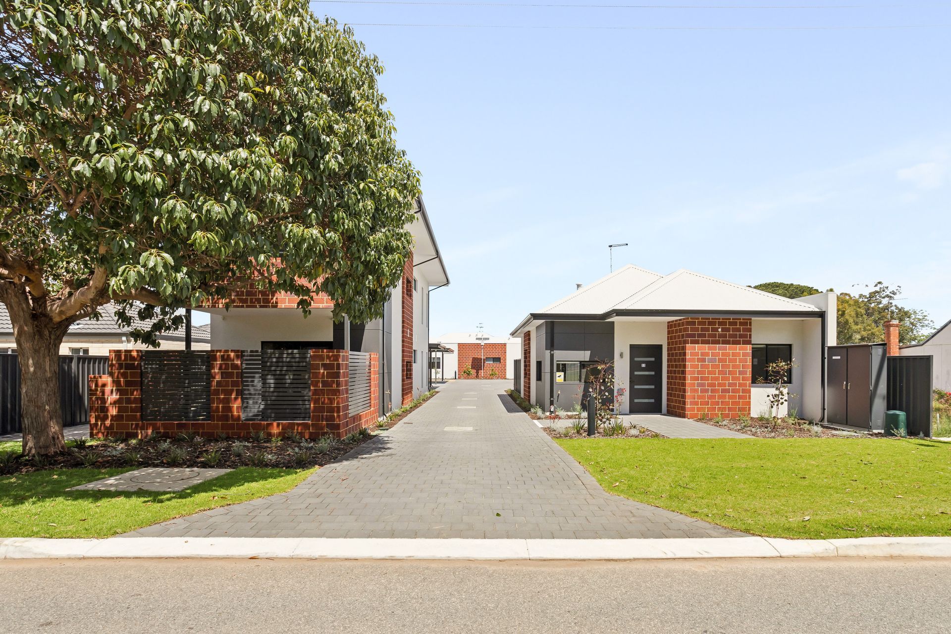 web 22 Dalry Rd, Darlington 39