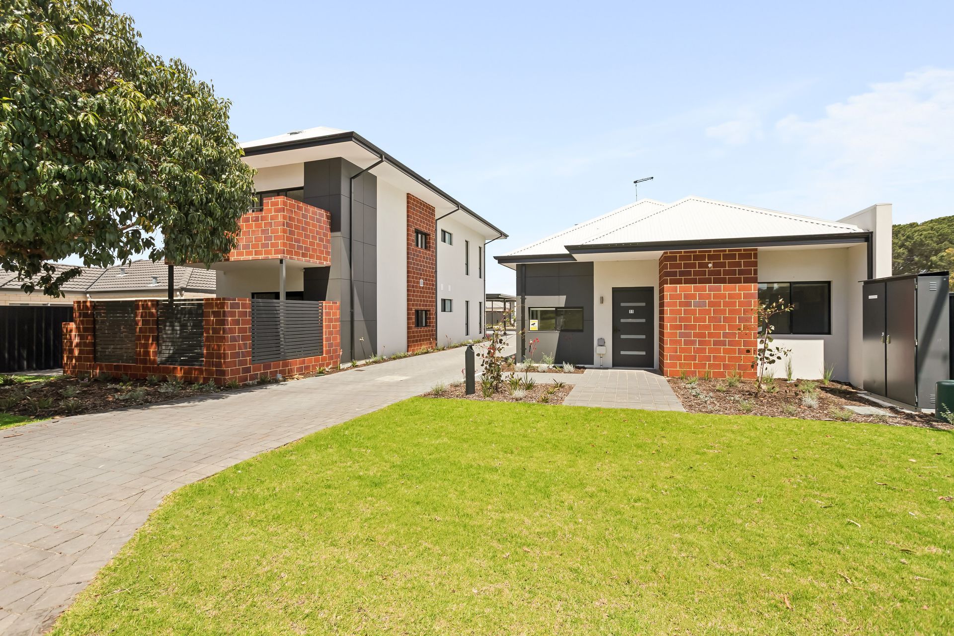 web 22 Dalry Rd, Darlington 38