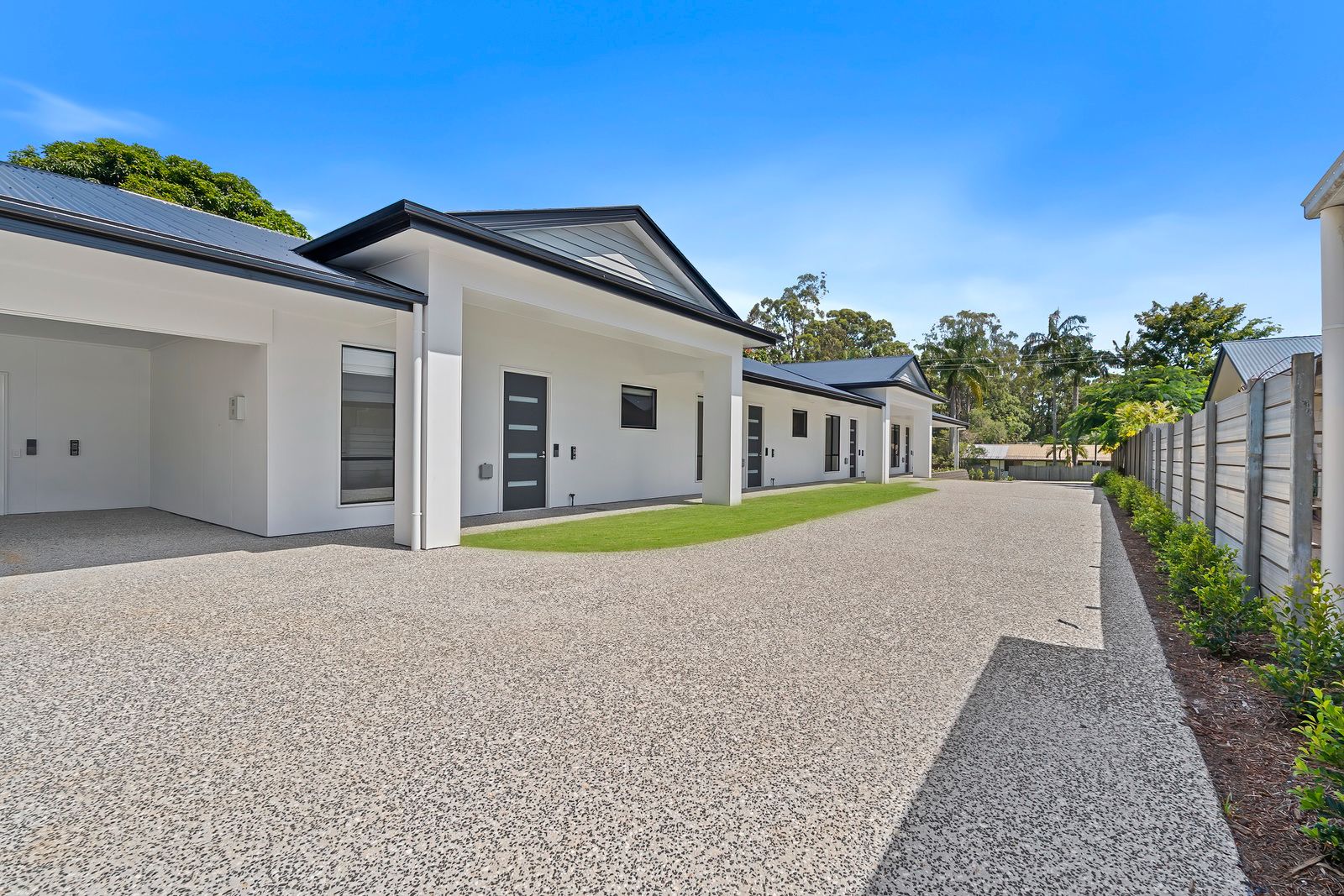 019 Open2view_ID992547-36_Bowen_Road