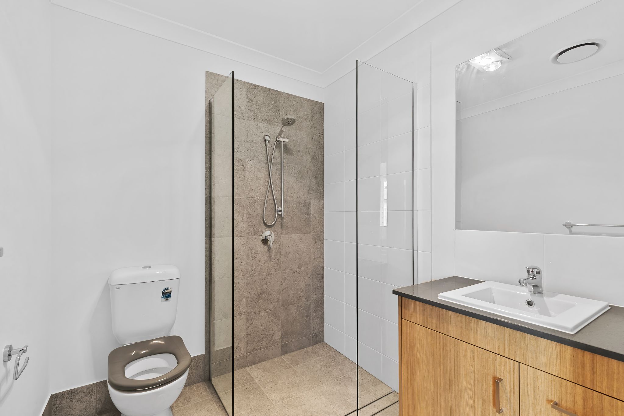 017 Open2view_ID941401-30_Gentle_Rain_Circuit