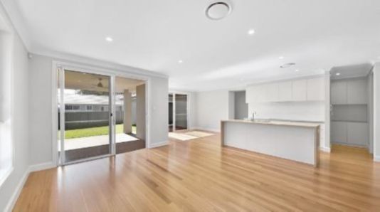 Jubinat 2 Kitchen   Copy