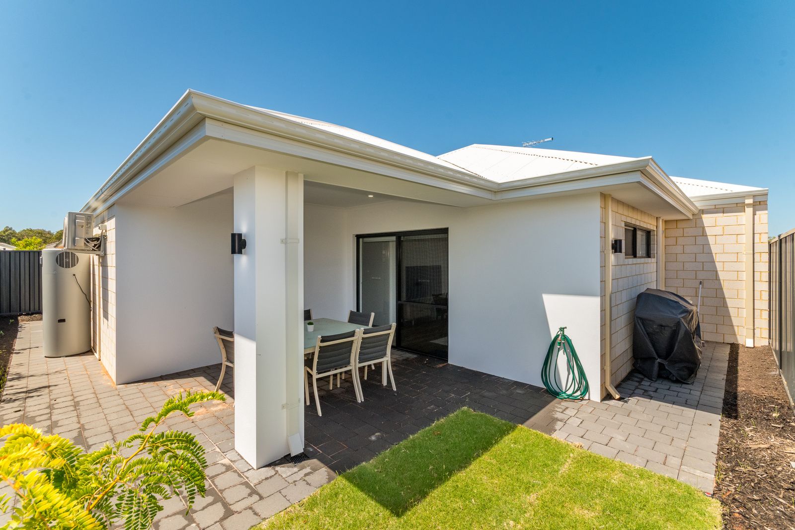 021 Open2view_ID999327-32_Coomberdale_Road__Midvale