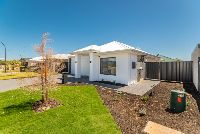 002 Open2view_ID999327-32_Coomberdale_Road__Midvale