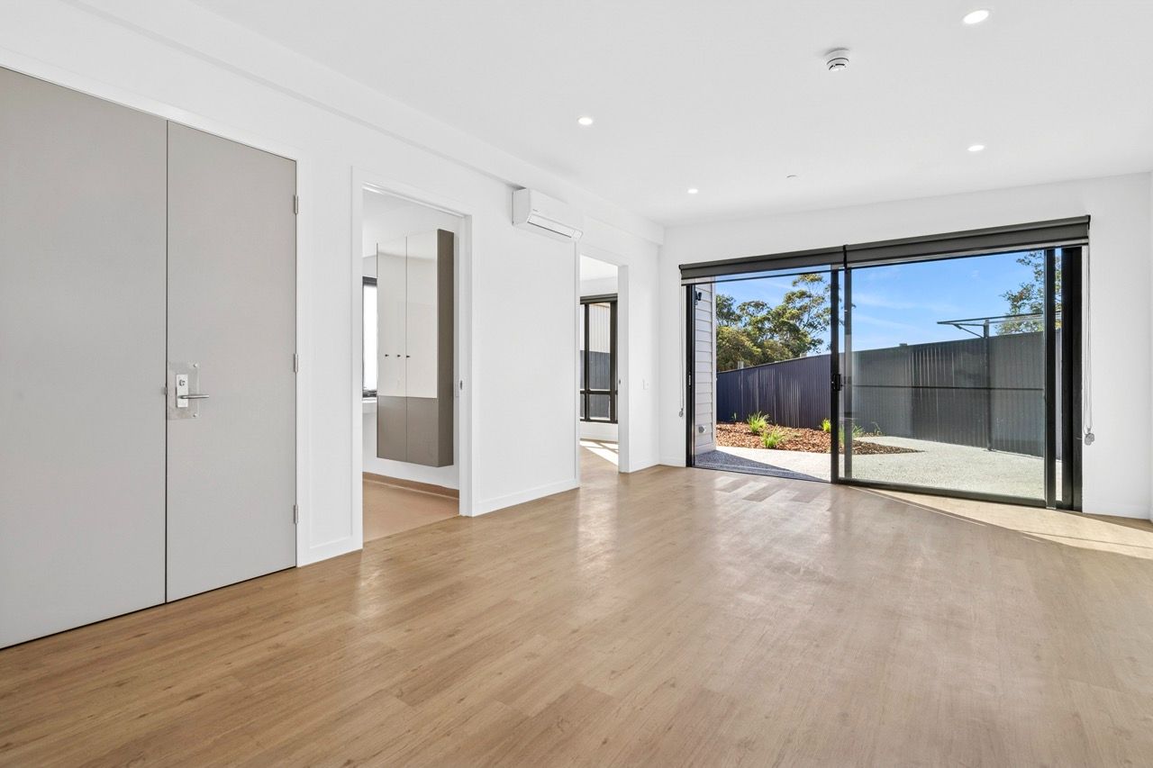 1744235580880 bwrm-17 Large