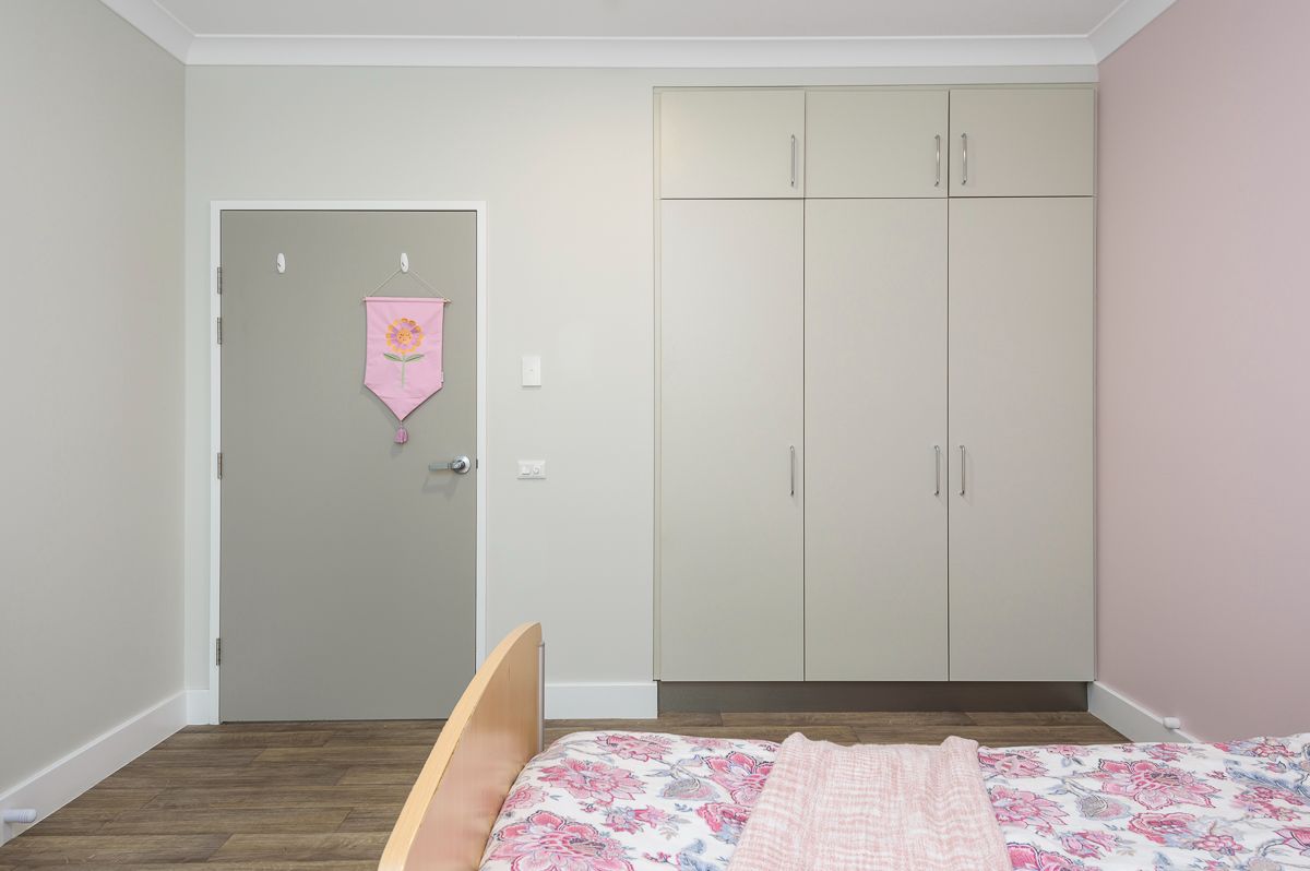 24 SILL041_LR_raymond terrace_bedroom 5_janice