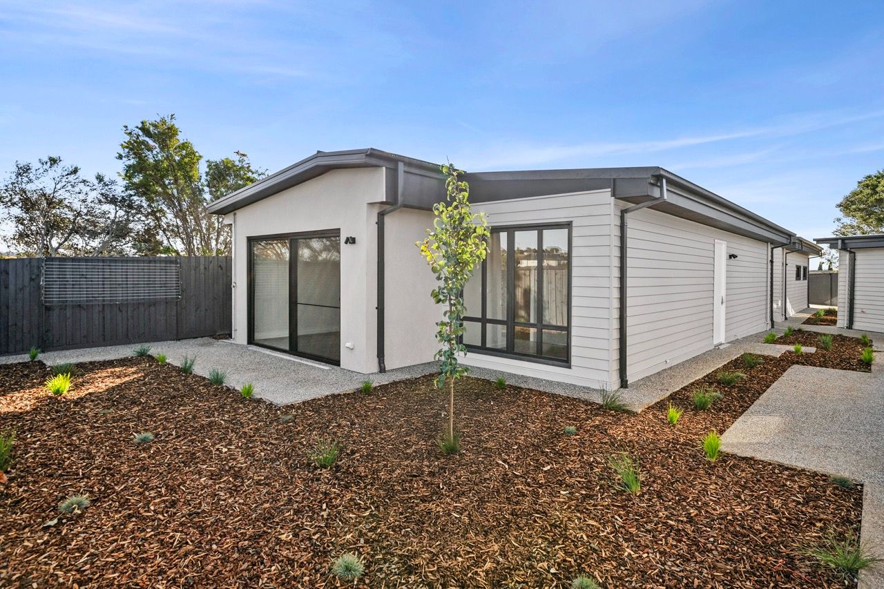 1744235580871 bwrm-07 Large