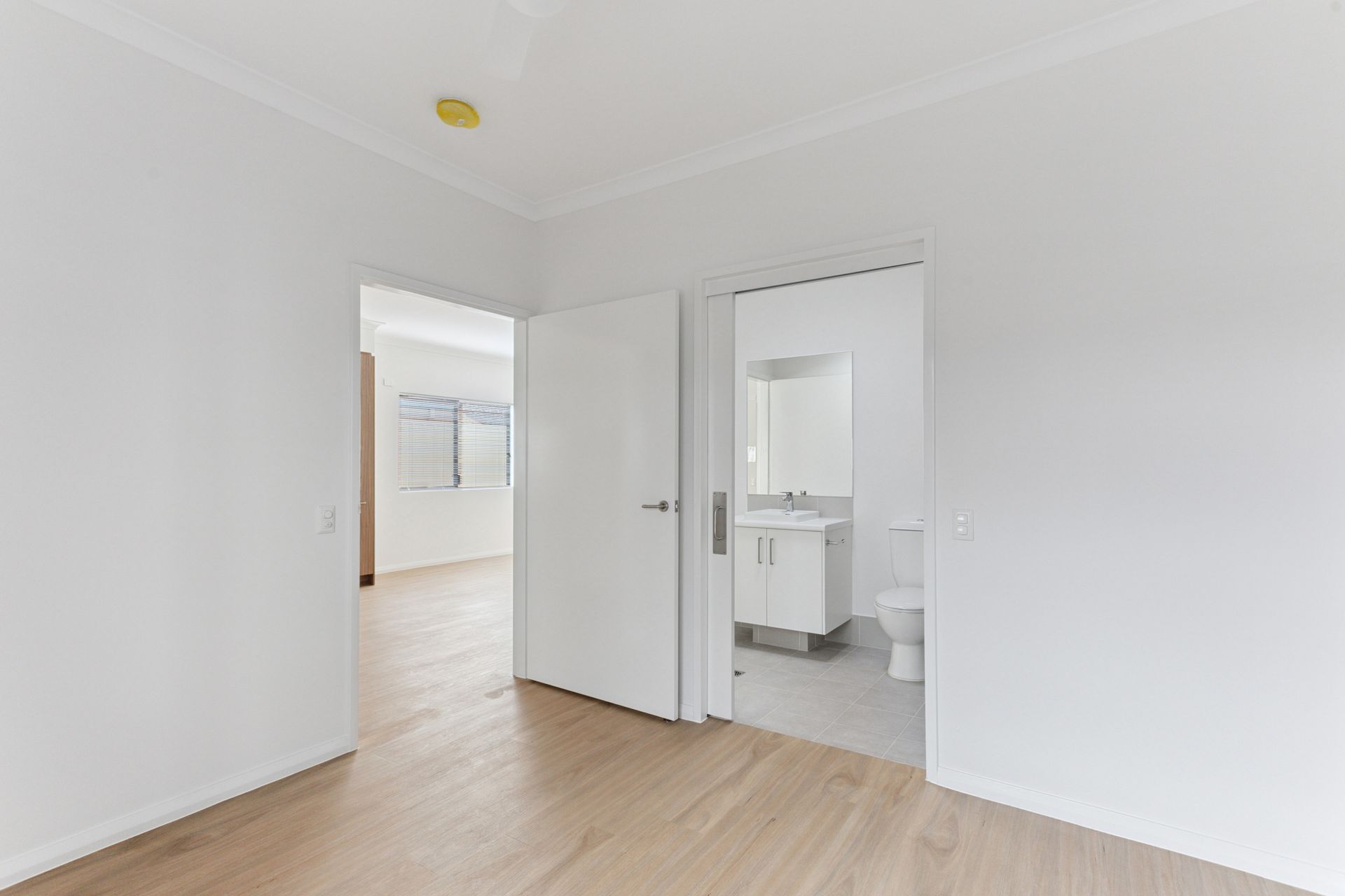 web 151 Morrison Rd, Midland 08