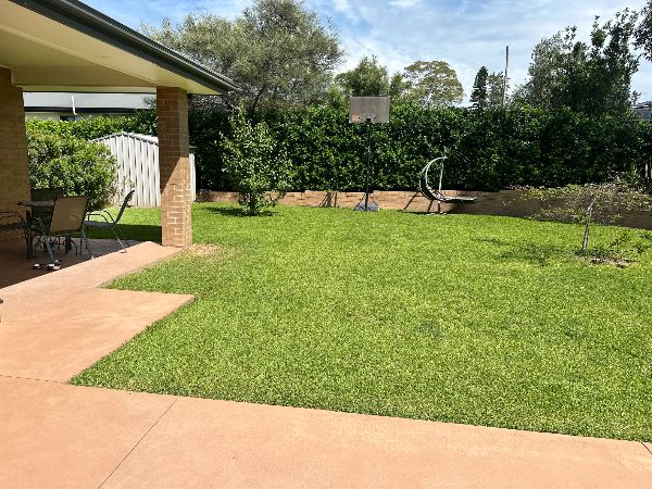 Mt Pritchard Outside3