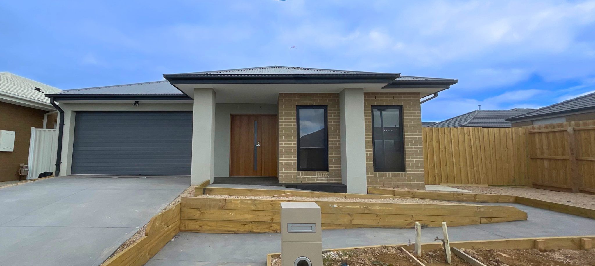 Front of-House-1-2048x916