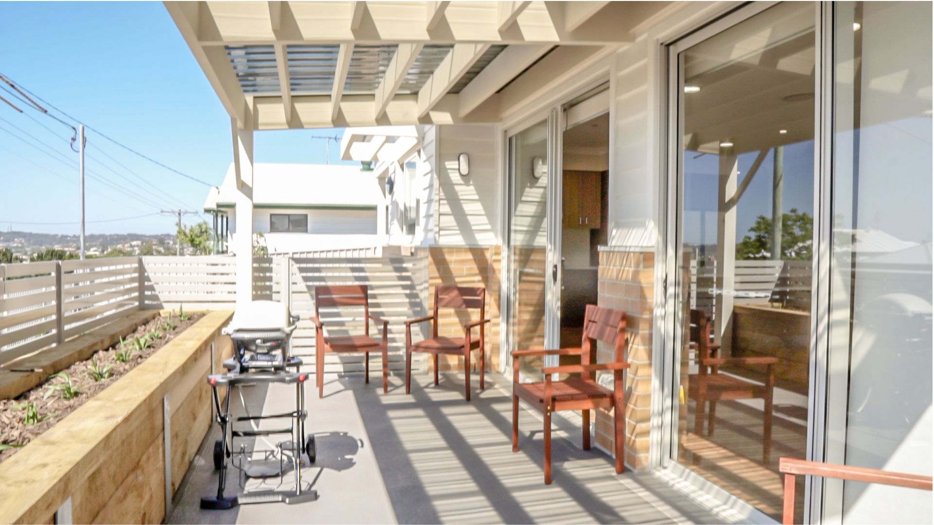 North Lambton 1  20326) - Outside