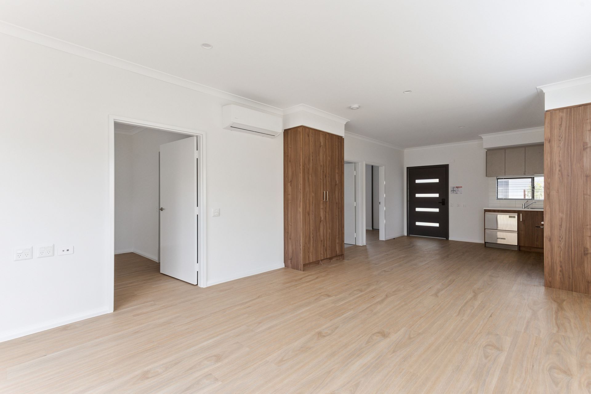 web 151 Morrison Rd, Midland 14