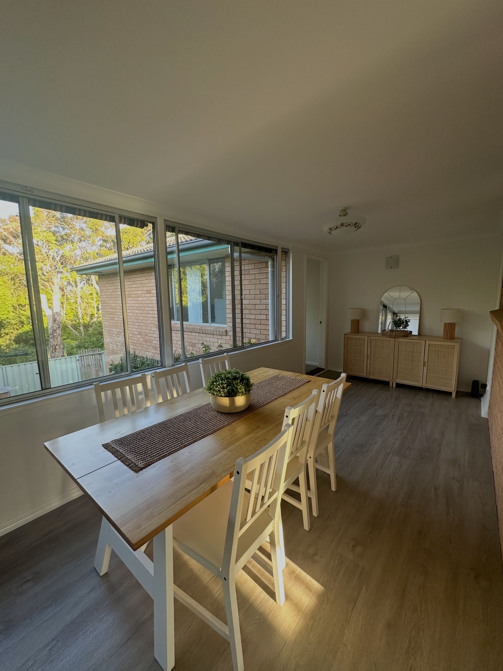 SIL   2nd Dining Room