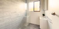 11 Bathroom2