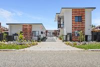 3 46 George St Midland