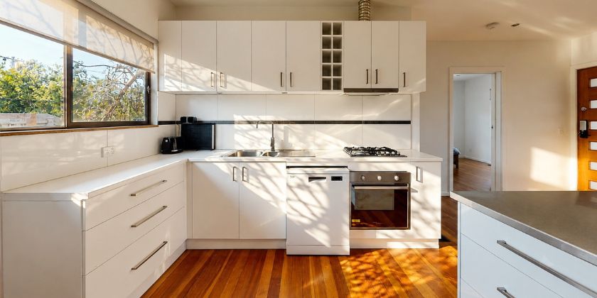 3 Kitchen-area-1