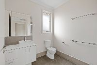 008 Open2view_ID999345-271_Aberdeen_Parade