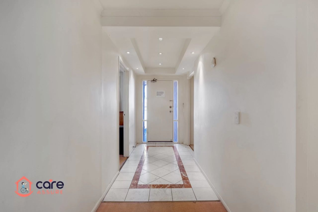 Hillcrest Entrance Corridor