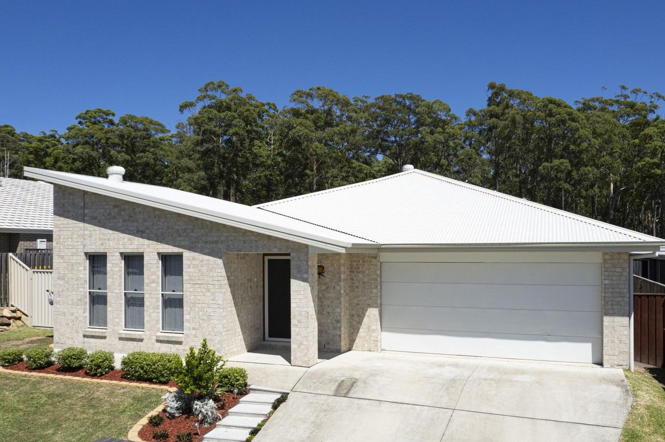 2017592248 11_1_220214_033632-w5464-h3640