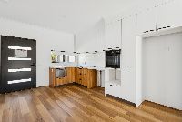 3 46 George St  Midland 05