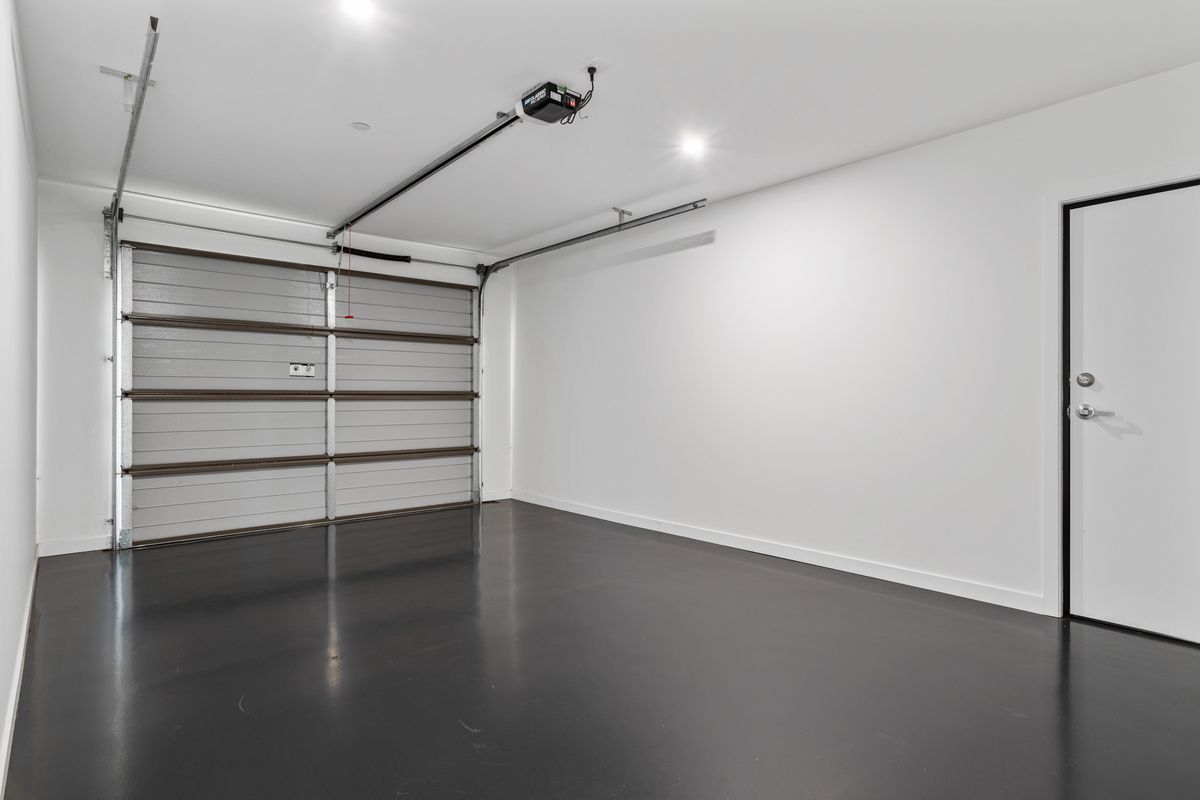 010 Open2view_ID949999-16_Sunningdale_Close