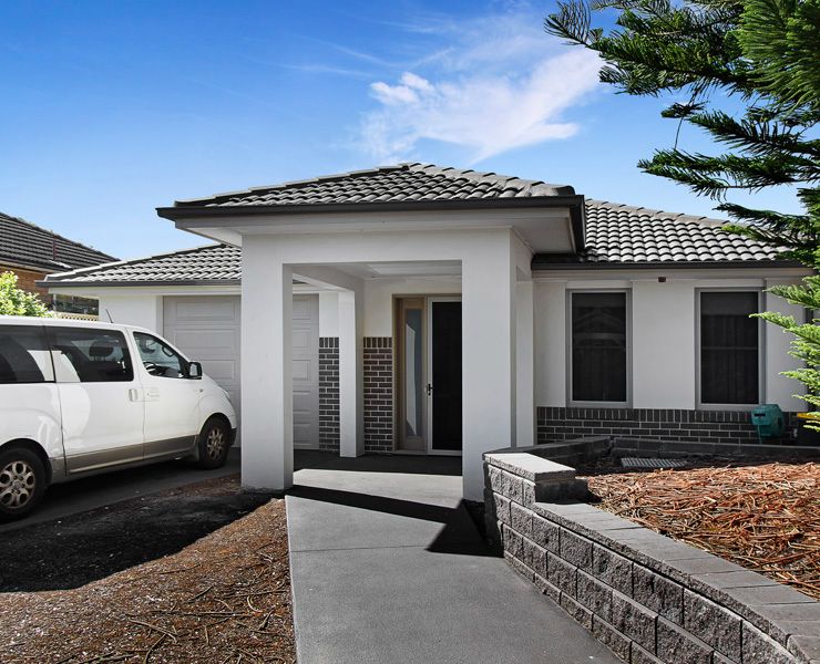 Old Toongabbie Front