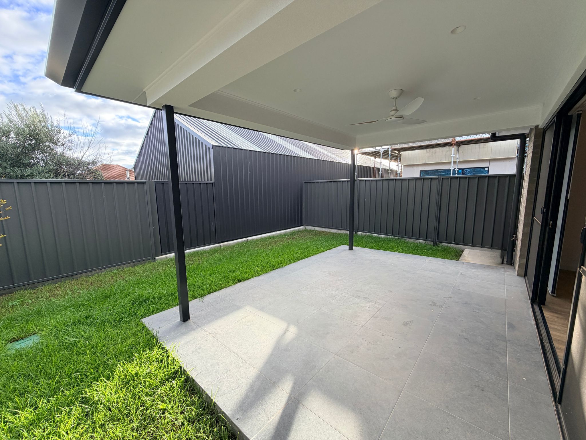 Seaton Backyard 1  2)
