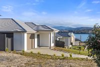 014 Open2view_ID949999-16_Sunningdale_Close