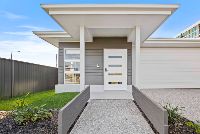 002 Open2view_ID970858-36_Tamarind_Street