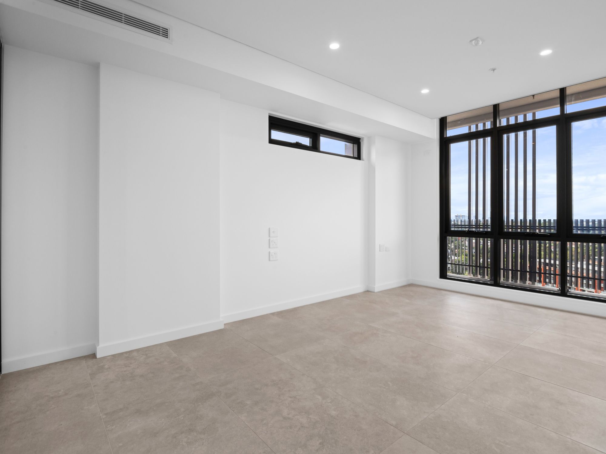 003 Open2view_ID877227-224_-_240_Pitt_Street (1)