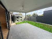 Seaton Backyard 4  3)