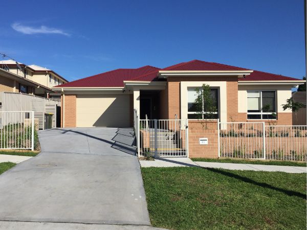 SIL Wallsend 3 (20335)_Front