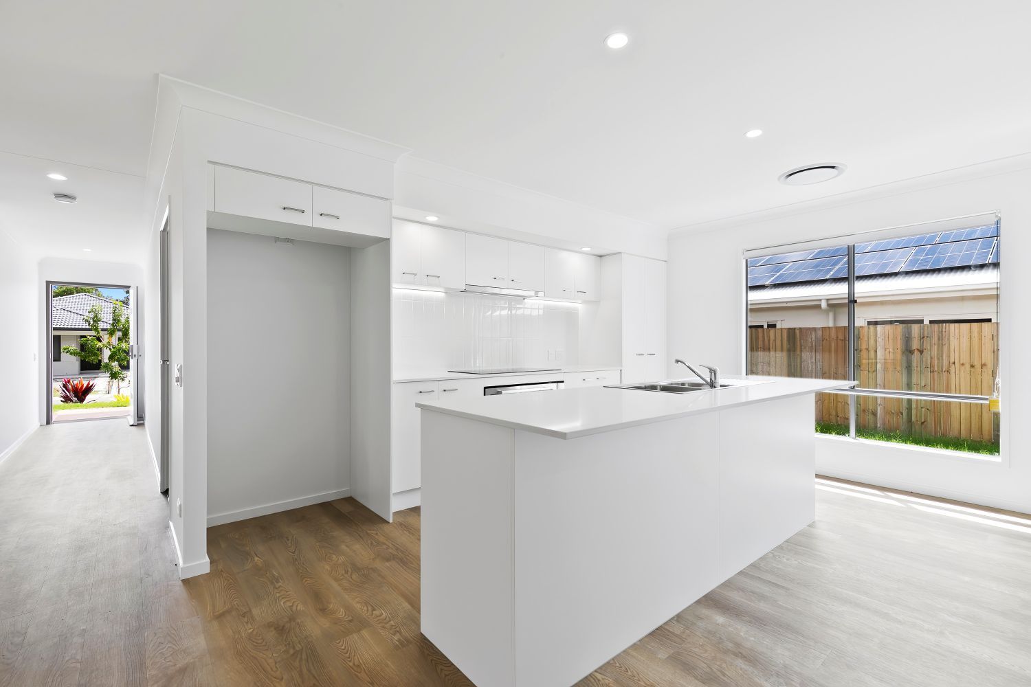 013 Open2view_ID941400-13_Ryan_Way