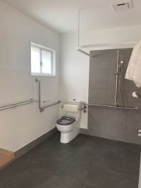 Silverleaf Ensuite 1