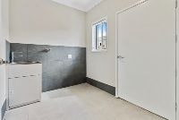 PROFESSIONAL PHOTO   LOW RES 16