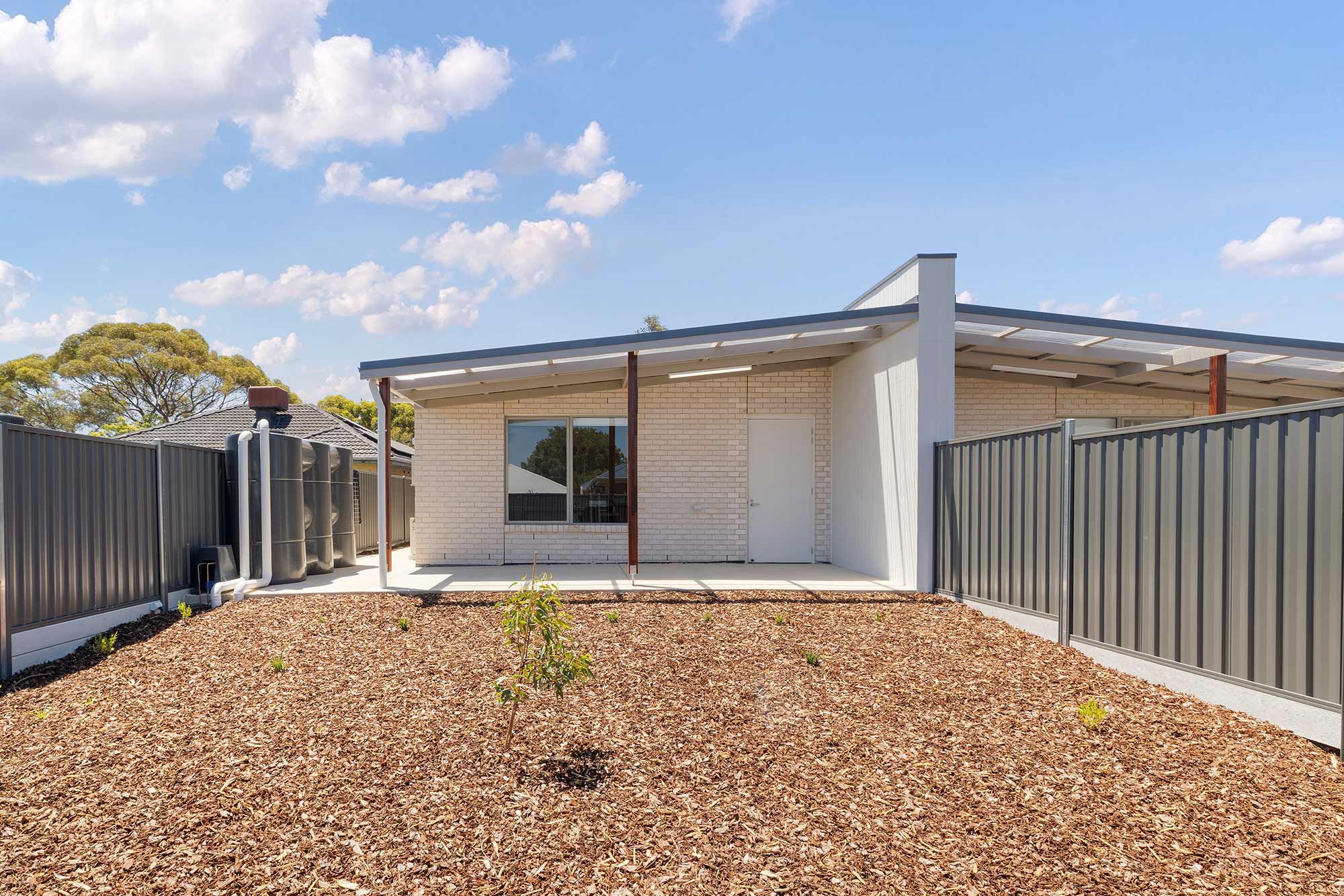 Backyard 4 LR No Logo