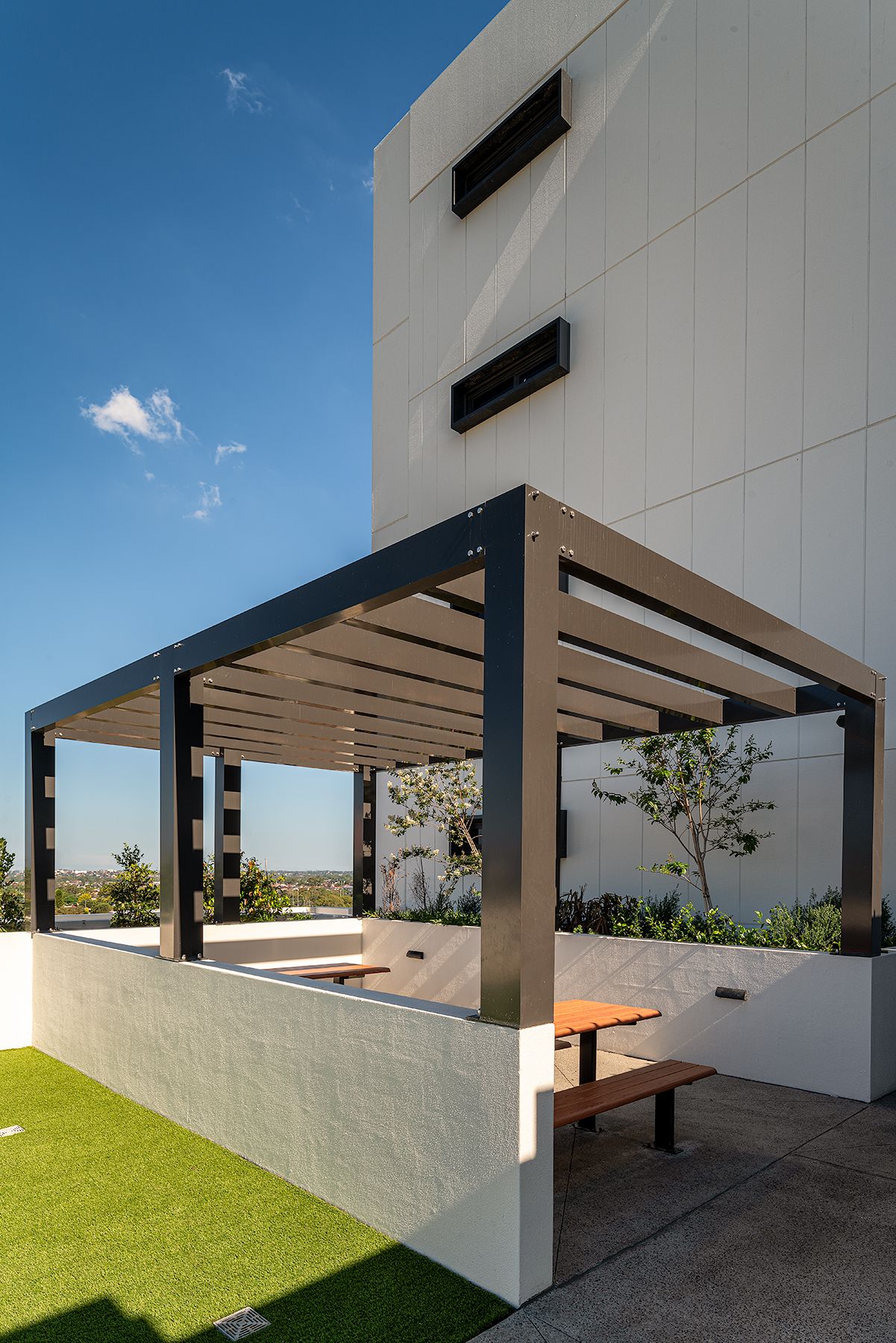 Gladstone exterior_12_resized