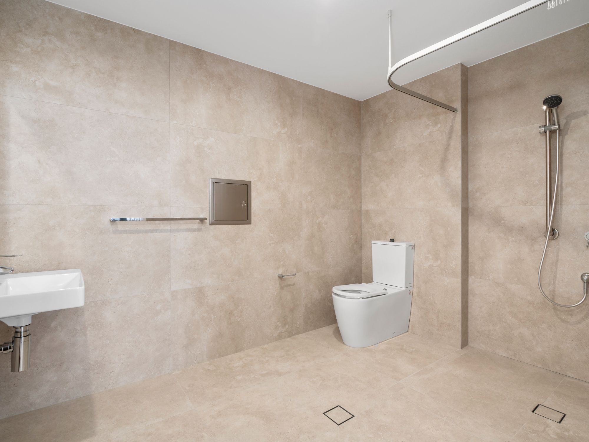 004 Open2view_ID877227-224_-_240_Pitt_Street (1)