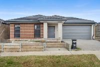 14 Lancashire_Drive,_Werribee_VIC_3030-14_Lancashire_Drive-Bruno_Calfapietra_136_1600_1