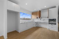 003 Open2view_ID966177-45_Vanessa_Dr_Cotswold_Hills