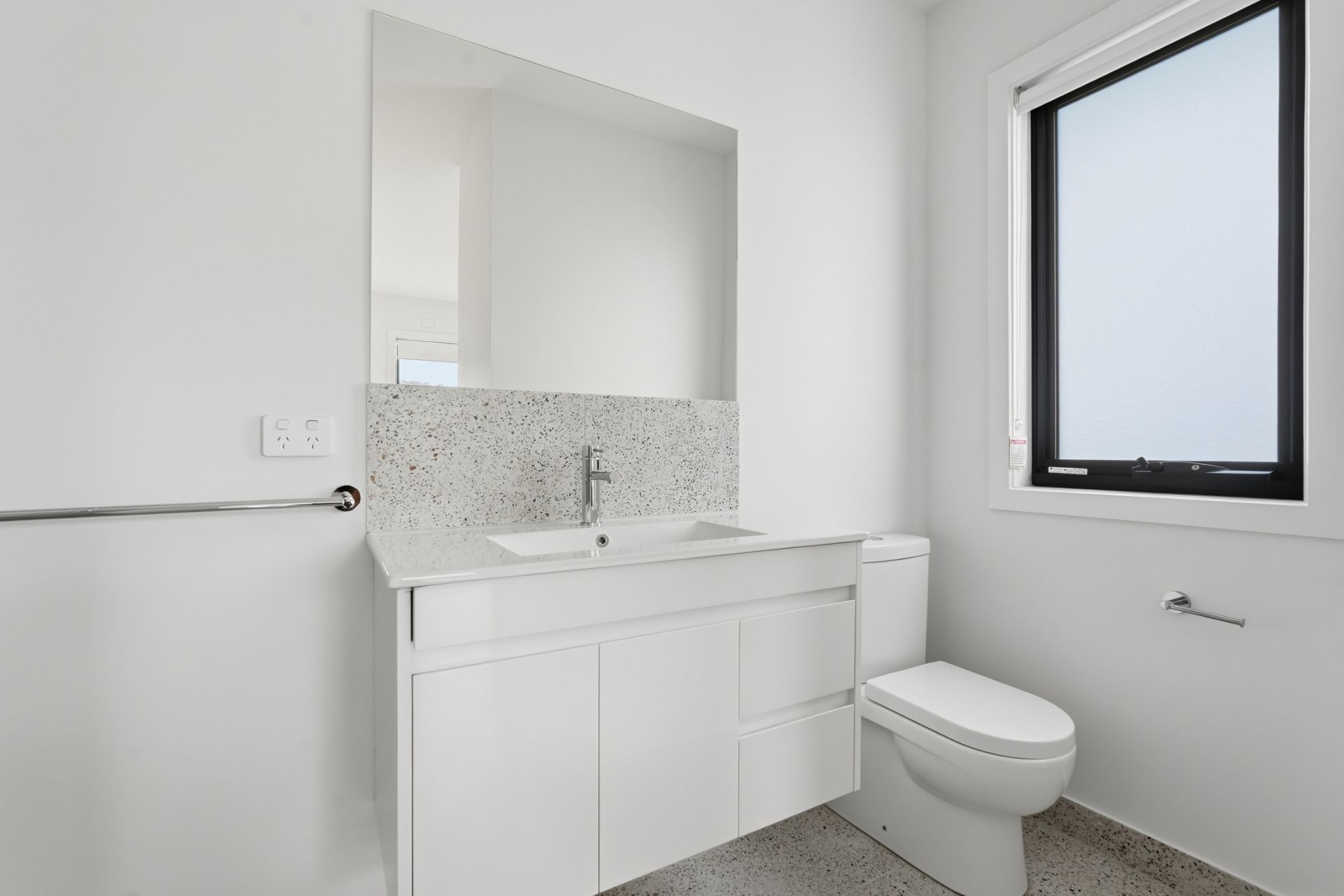 NC 24BluetongueDr_30