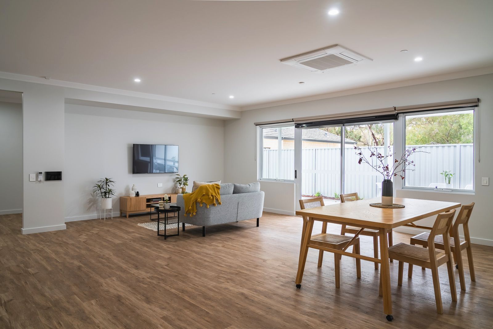 Napier dining living