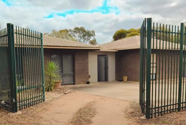 Karoonda Murray Bridge   small cropped 2