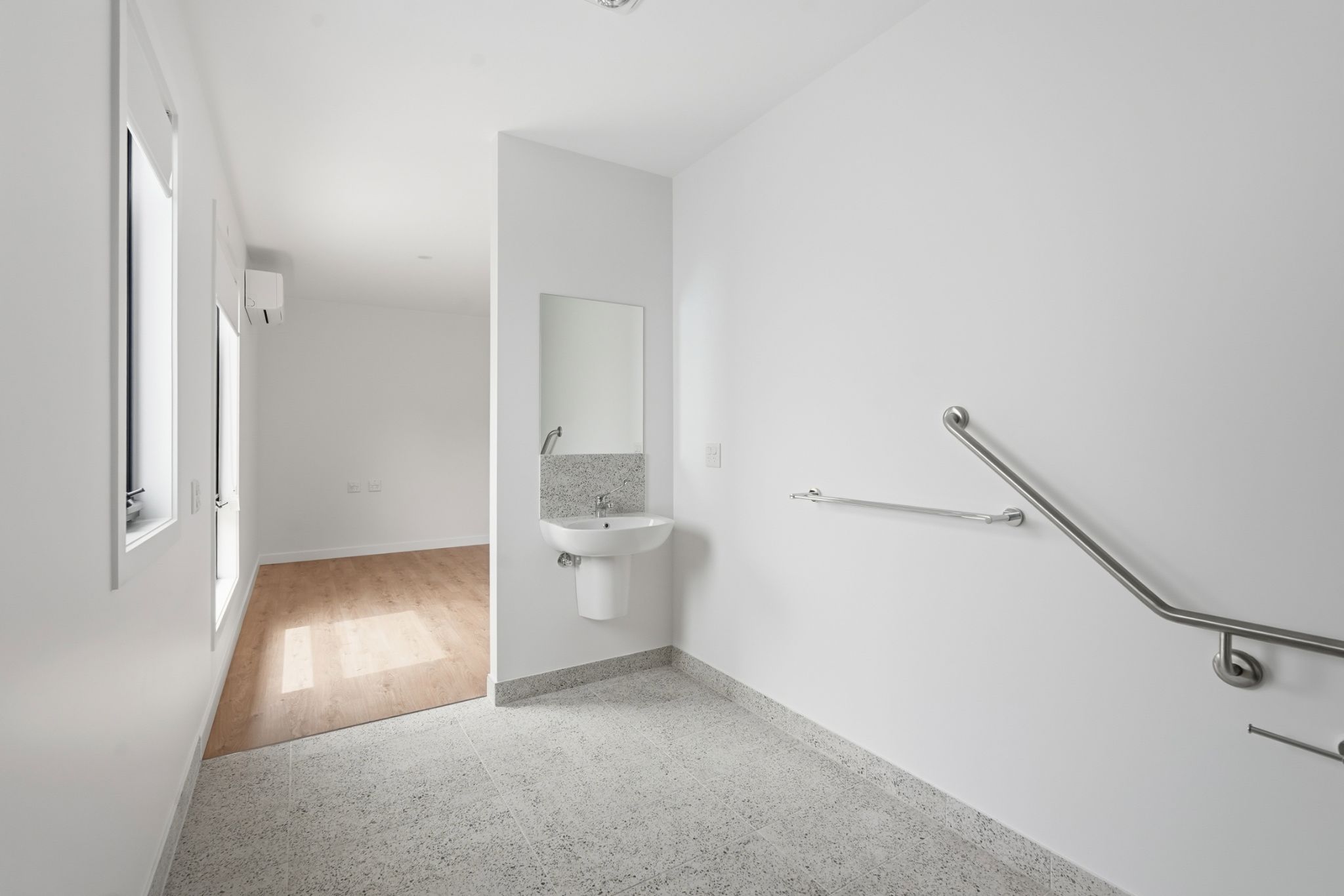 NC 24BluetongueDr_17