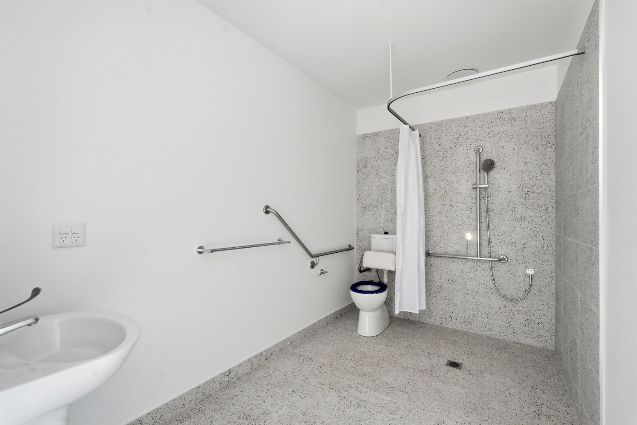 NC 24BluetongueDr_20