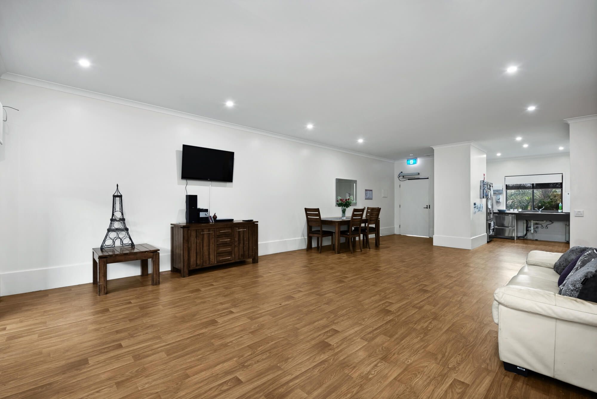 8fpuy8wfdrb8z3iu6b50 fund_123_ability_86nubllxlwbkuggb4rgv_fund_123_ability_WEB_6_3_Florabelle_004_4