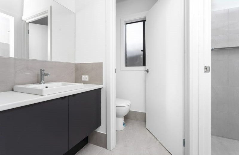 Bathroom 2 Cumberland Park